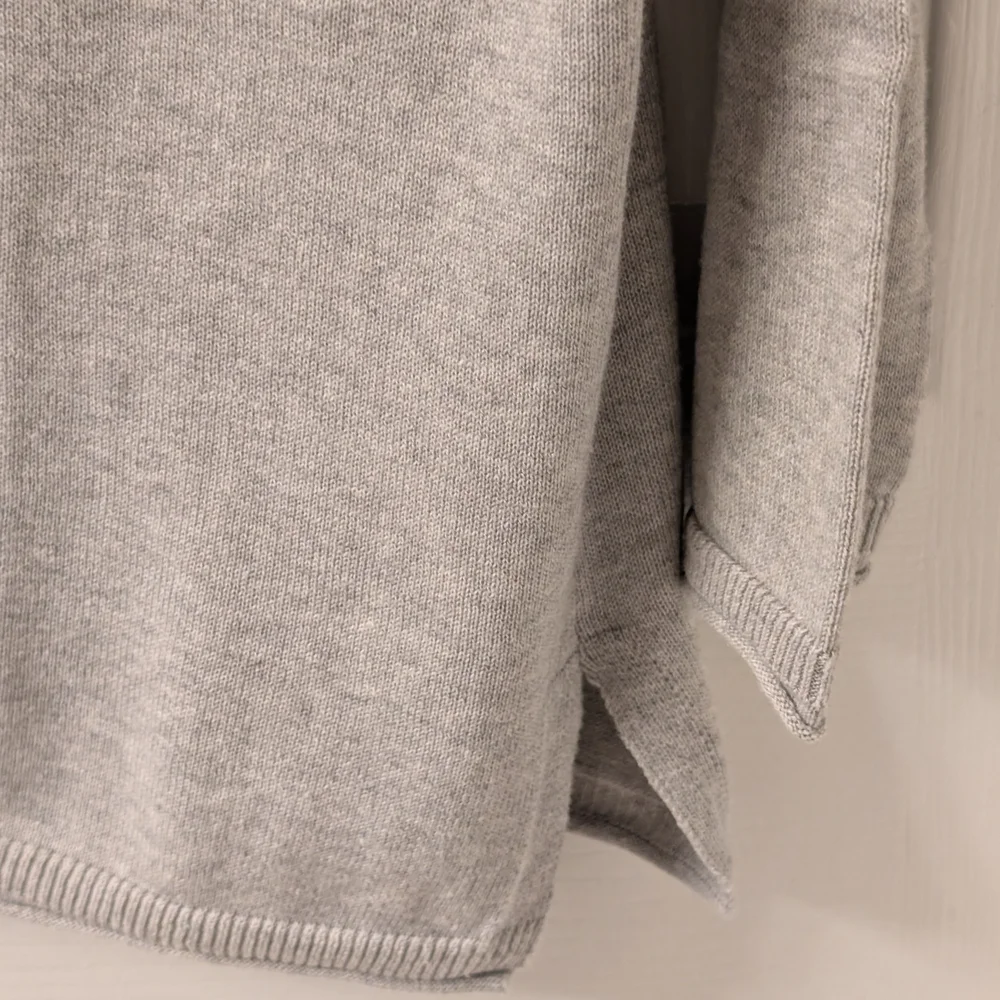 Pact Women's Heather Gray Crew Neck Sweater. Certified Organic Cotton. - Picture 3 of 4